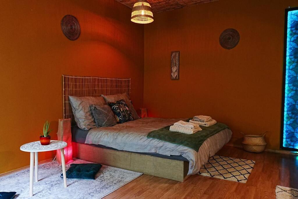 Sahara Studio With Shared Bathroom In City Centre บราติสลาวา ภายนอก รูปภาพ