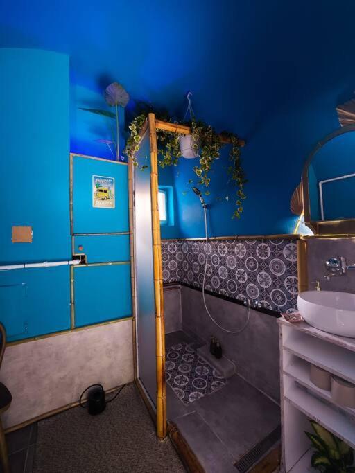 Sahara Studio With Shared Bathroom In City Centre บราติสลาวา ภายนอก รูปภาพ